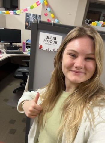 Photo of Ellie Bloom